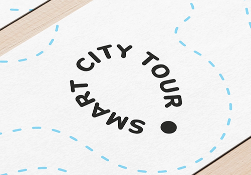 Zoom sur carte de visite Smart City Tour avec design minimal et logo typographique