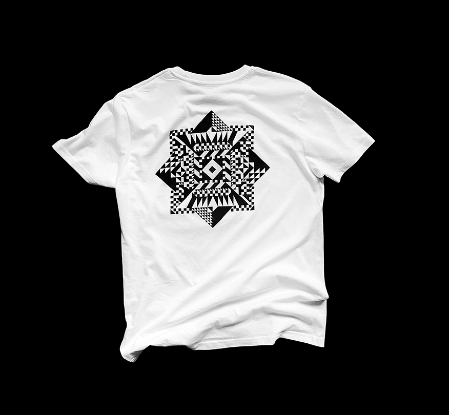 T-shirt — Geometric pattern